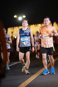 BIB: 40317, 23090
                            <button type="button" onclick="openModal(23128726)" class="btn btn-primary btn-sm float-right btn-popup" data-toggle="modal" data-target=".modal-high-quality">
                        <i class="fas fa-shopping-cart"></i> Add to Cart
                    </button>
                                            <button type="button" onclick="isThisMe(23128726, true)" class="btn btn-success btn-sm float-right btn-popup btn-isme hidden" data-toggle="tooltip" data-placement="bottom" title="นี่คือรูปของคุณใช่ไหม คลิกที่นี่เพื่อเอาเข้าอัลบั้ม">
                        <i class="fas fa-plus"></i> Add to album
                    </button>
                    <button type="button" onclick="isThisMe(23128726, false)" class="btn btn-warning btn-sm float-right btn-popup btn-isnotme hidden">
                        <i class="fas fa-ban"></i> Remove from album
                    </button>